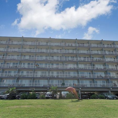 Marjac Suites Virginia Beach Oceanfront Exterior photo